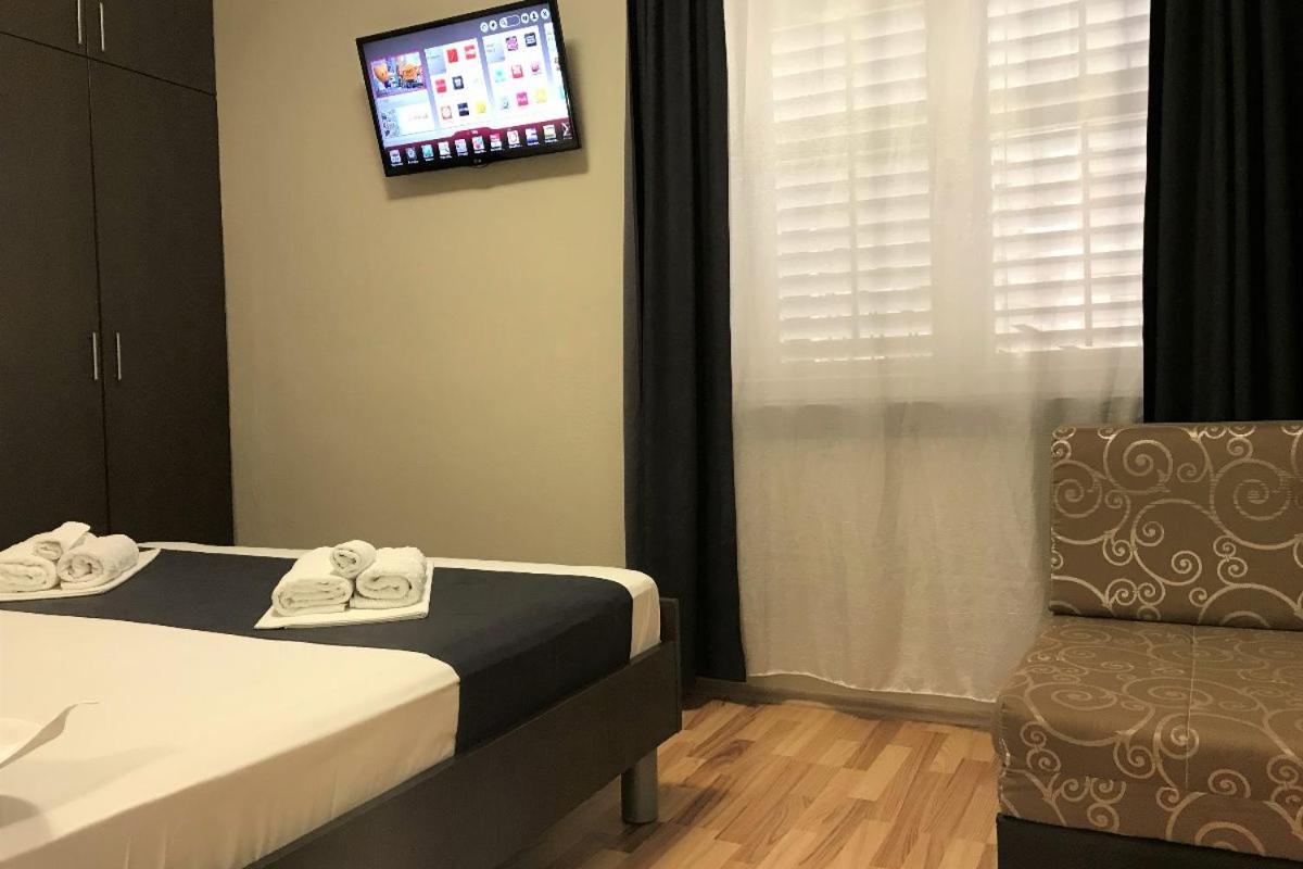 Berulia Rooms Brela Luaran gambar